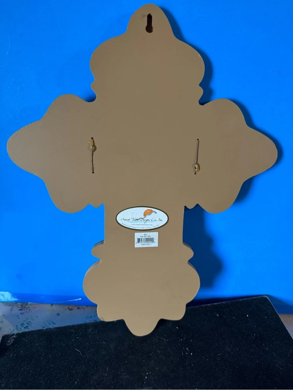 Decorative Fleur-de-Lis Cross Wall Plaque - Antique Brown on Cream
